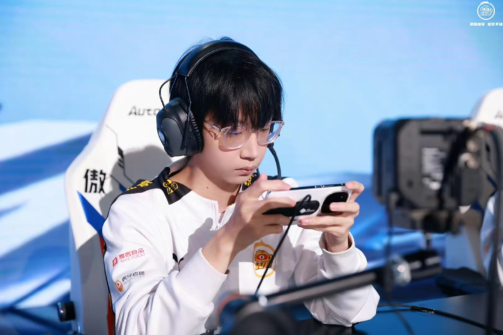 Doinb焦点对战，Faker与60激战瑞士队分钟，出色发挥胜负难料！